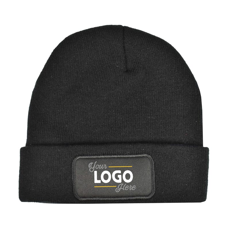Kids knitted hat with label 100% rPET