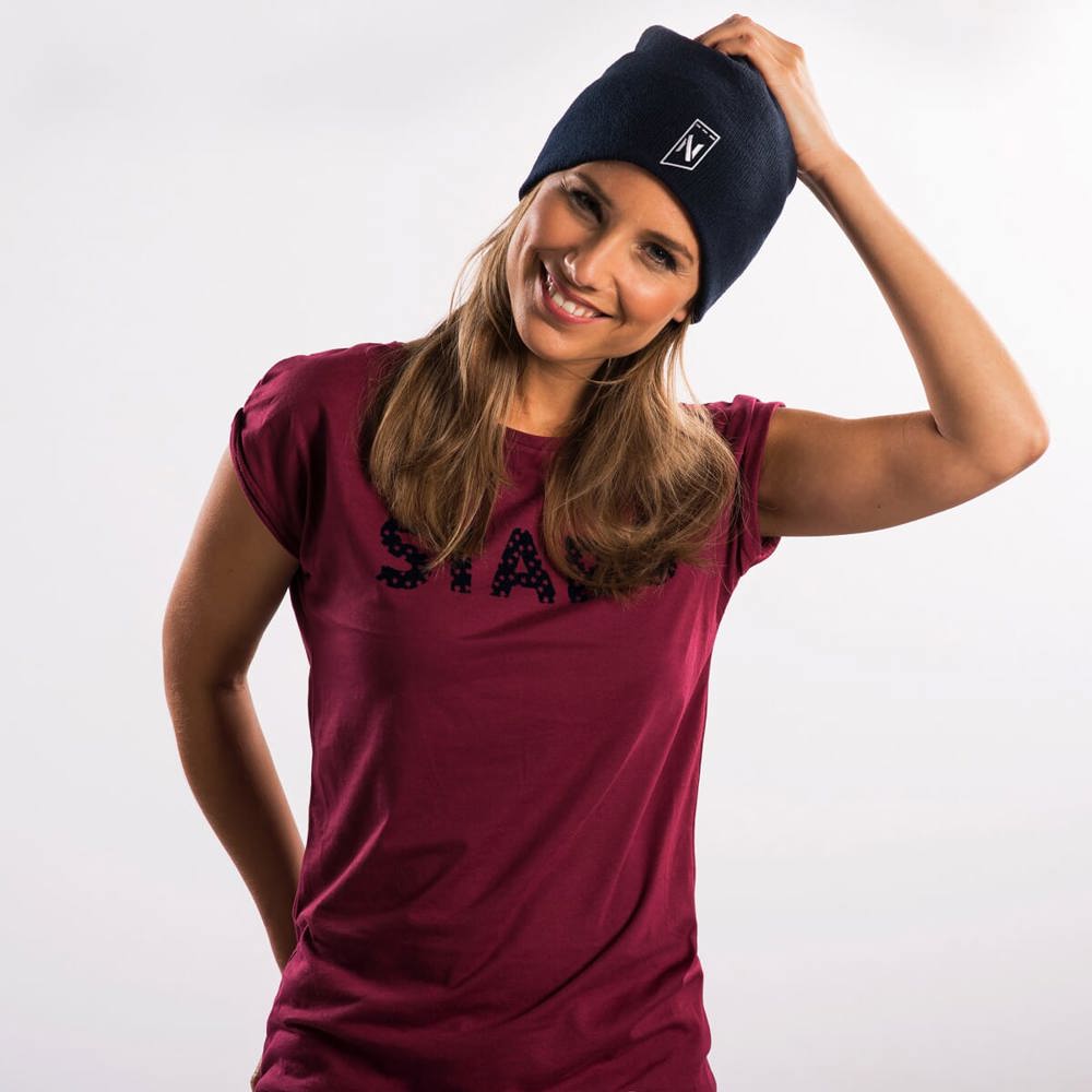 Knitted hat without brim