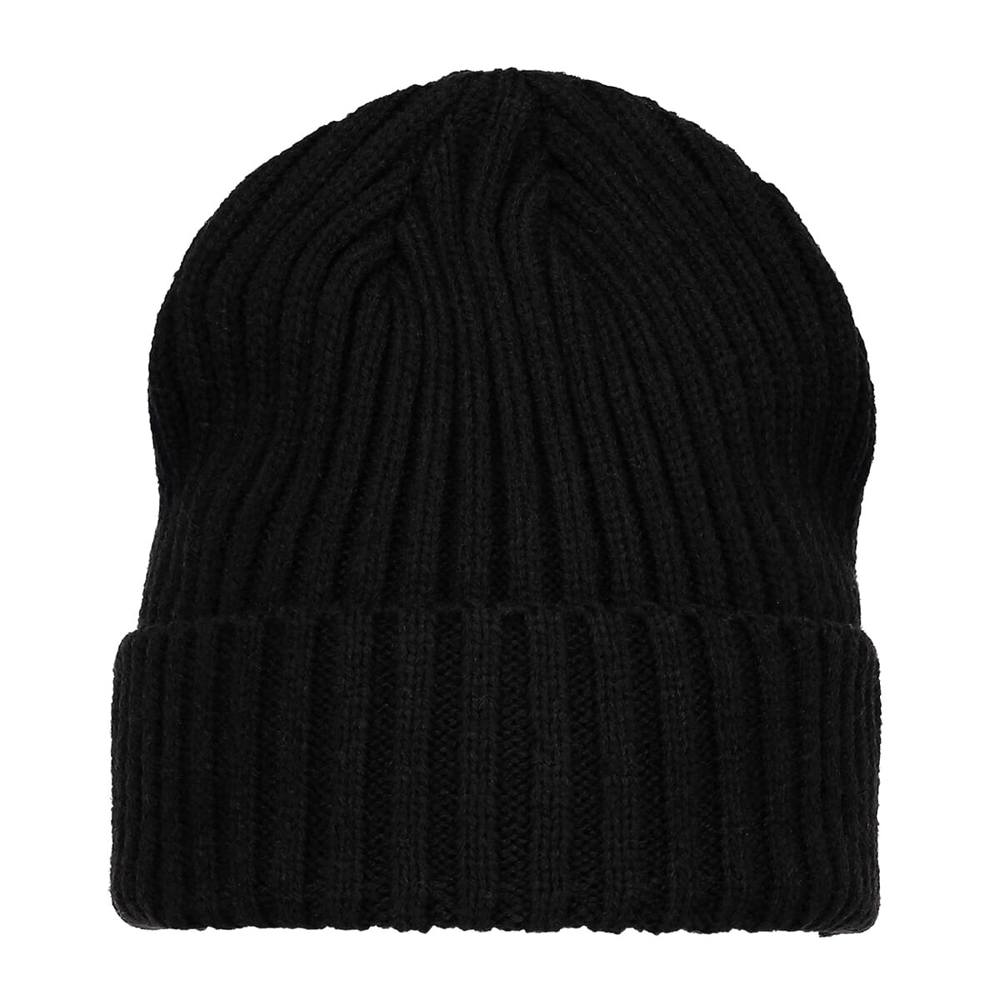 Coarsely knitted hat