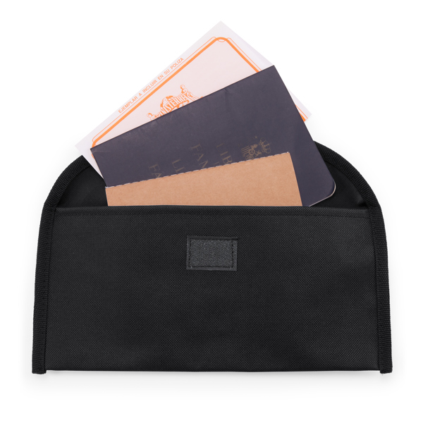 GARZA TRAVEL DOCUMENT HOLDER BLACK